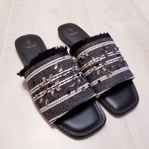 Simply Vera Vera Wang Charden Sandals Size 9